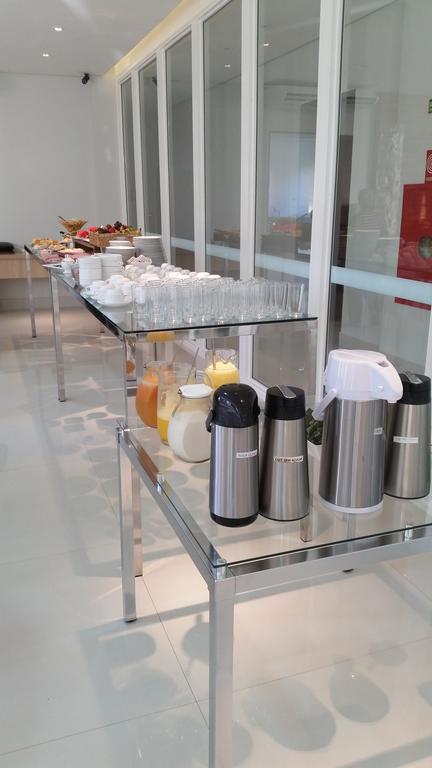 Kamur Plaza Hotel غويانيزيا المظهر الخارجي الصورة