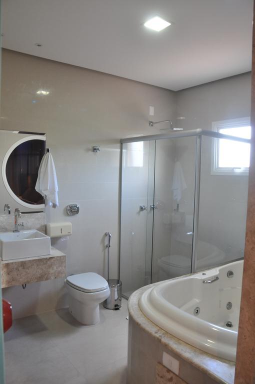 Kamur Plaza Hotel غويانيزيا المظهر الخارجي الصورة