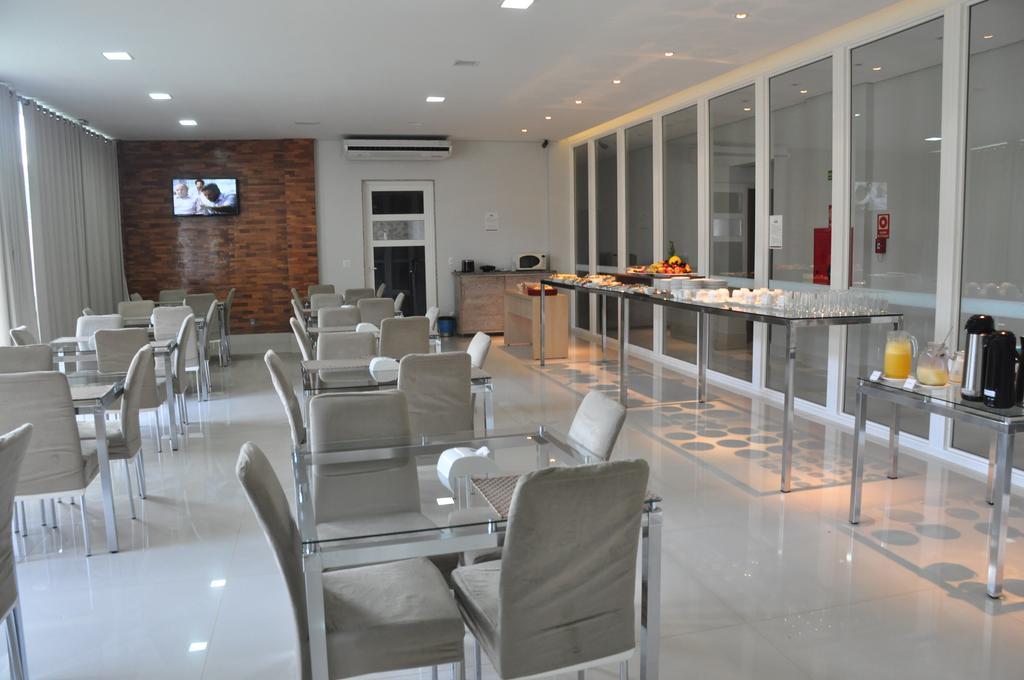 Kamur Plaza Hotel غويانيزيا المظهر الخارجي الصورة