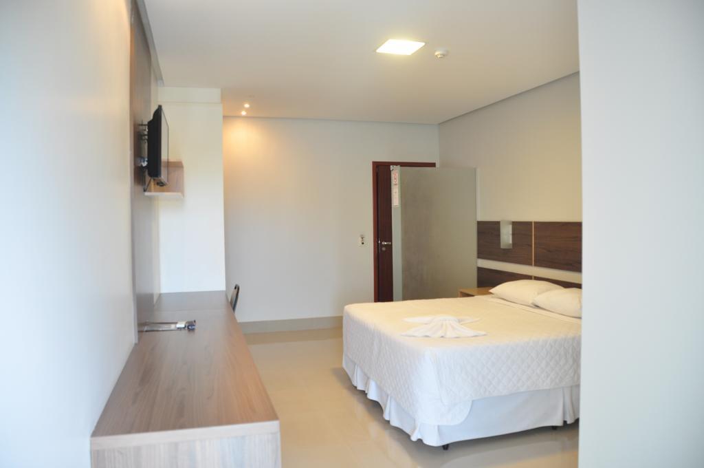 Kamur Plaza Hotel غويانيزيا المظهر الخارجي الصورة
